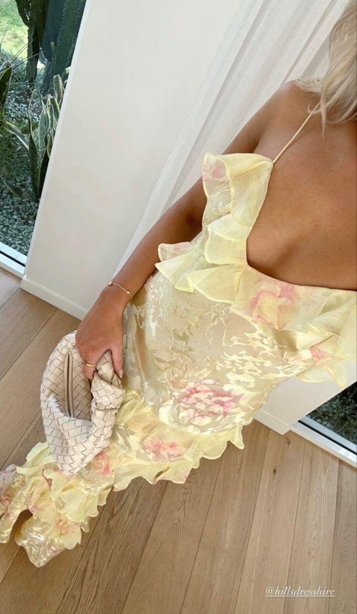Lucy - Cascading Ruffle Maxi Dress Flowing Elegance with Playful Movement
