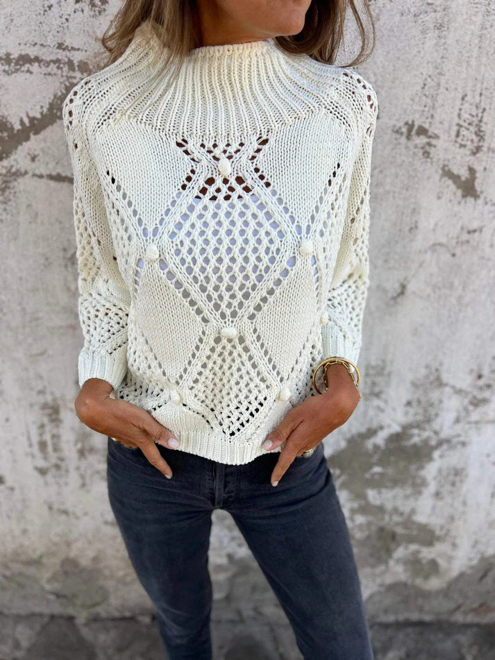 Eva – Knitted Sweater with a Round Neckline