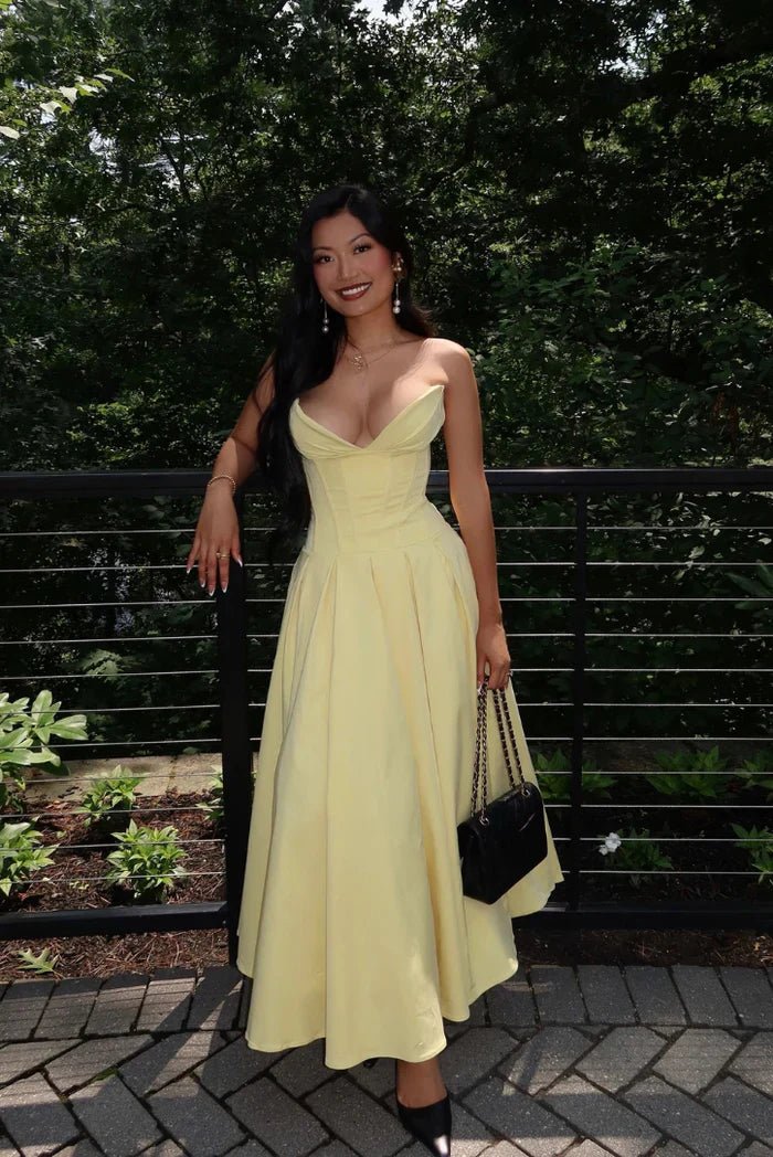 Sabrina – Sculpting Corset Midi Dress