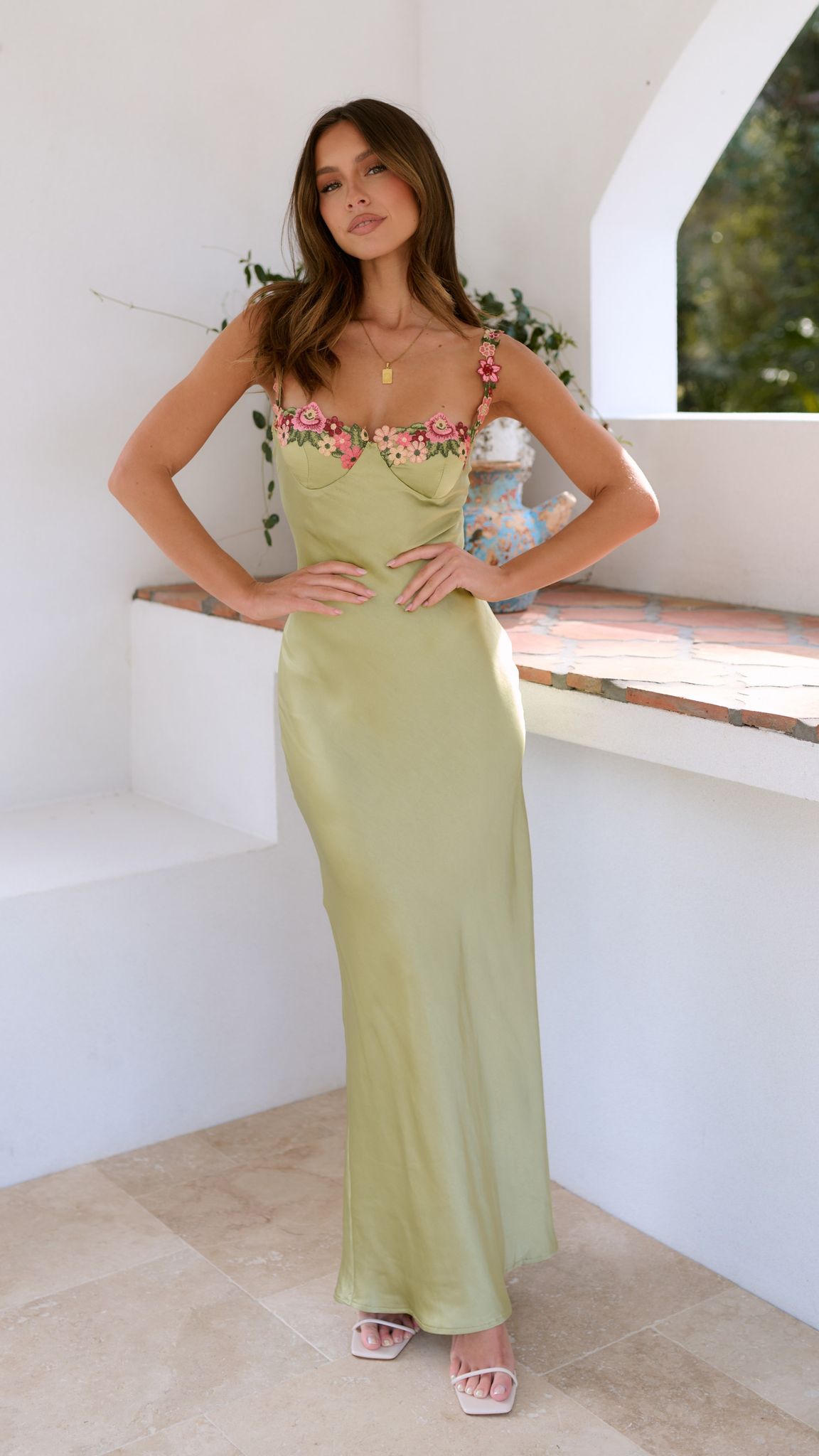 Adriana - Romantic Floral Maxi Dress