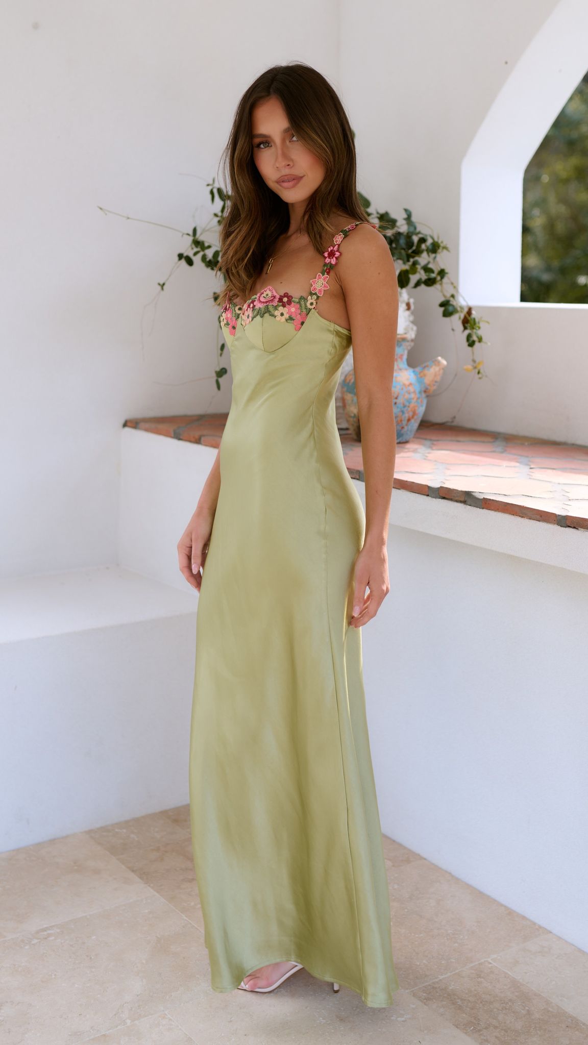 Adriana - Romantic Floral Maxi Dress