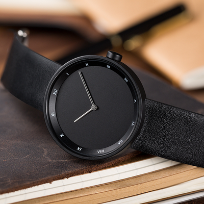 Minimalist quartz watch