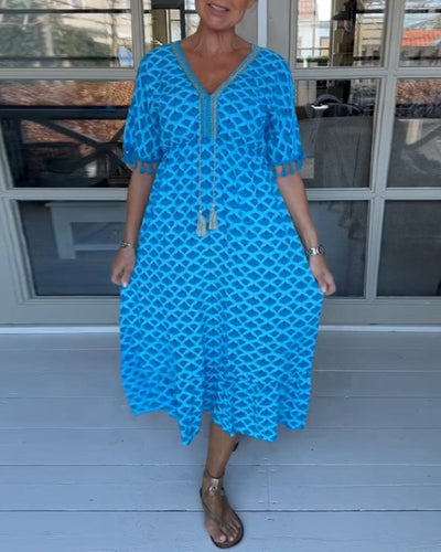Carla | V-neck casual dress with print