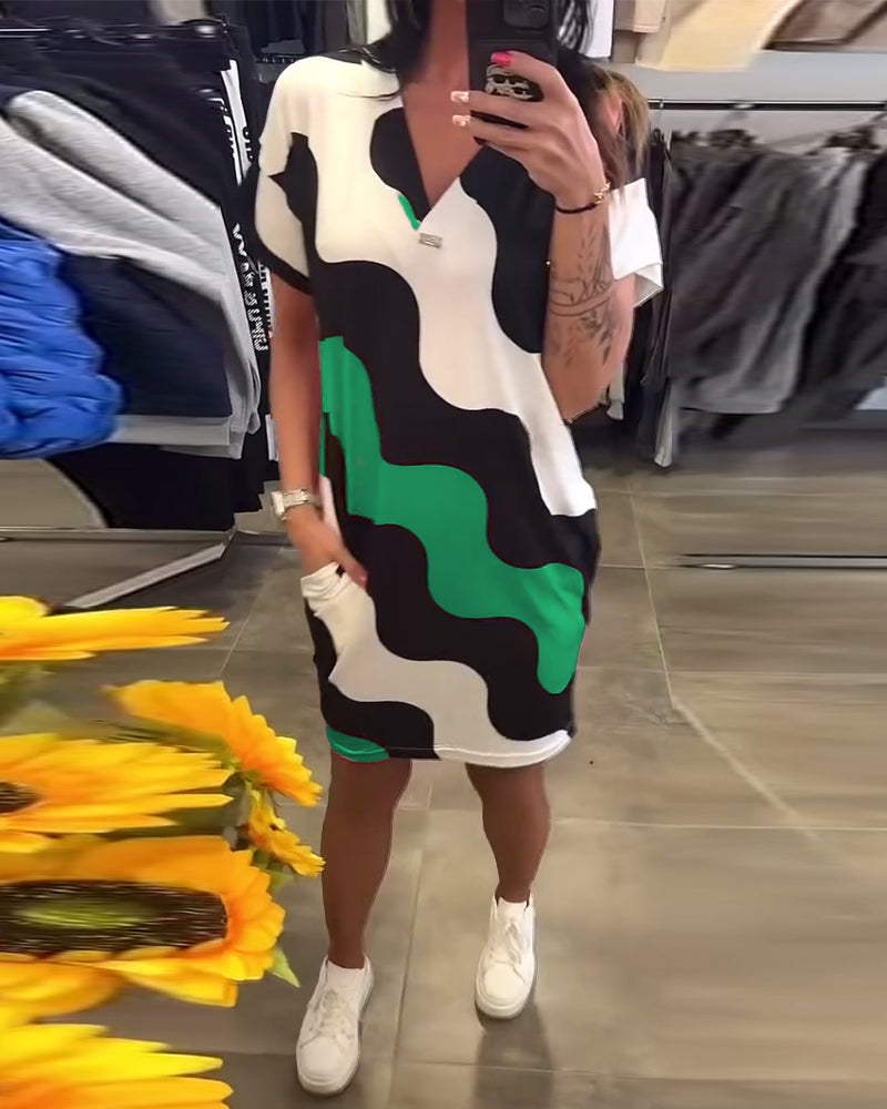 "V-Neck Dress with Wavy Print"