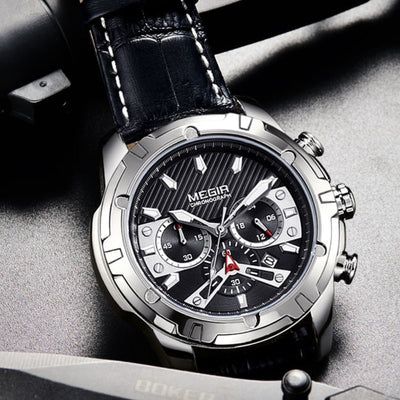 Luxurious sports watch with chronograph function