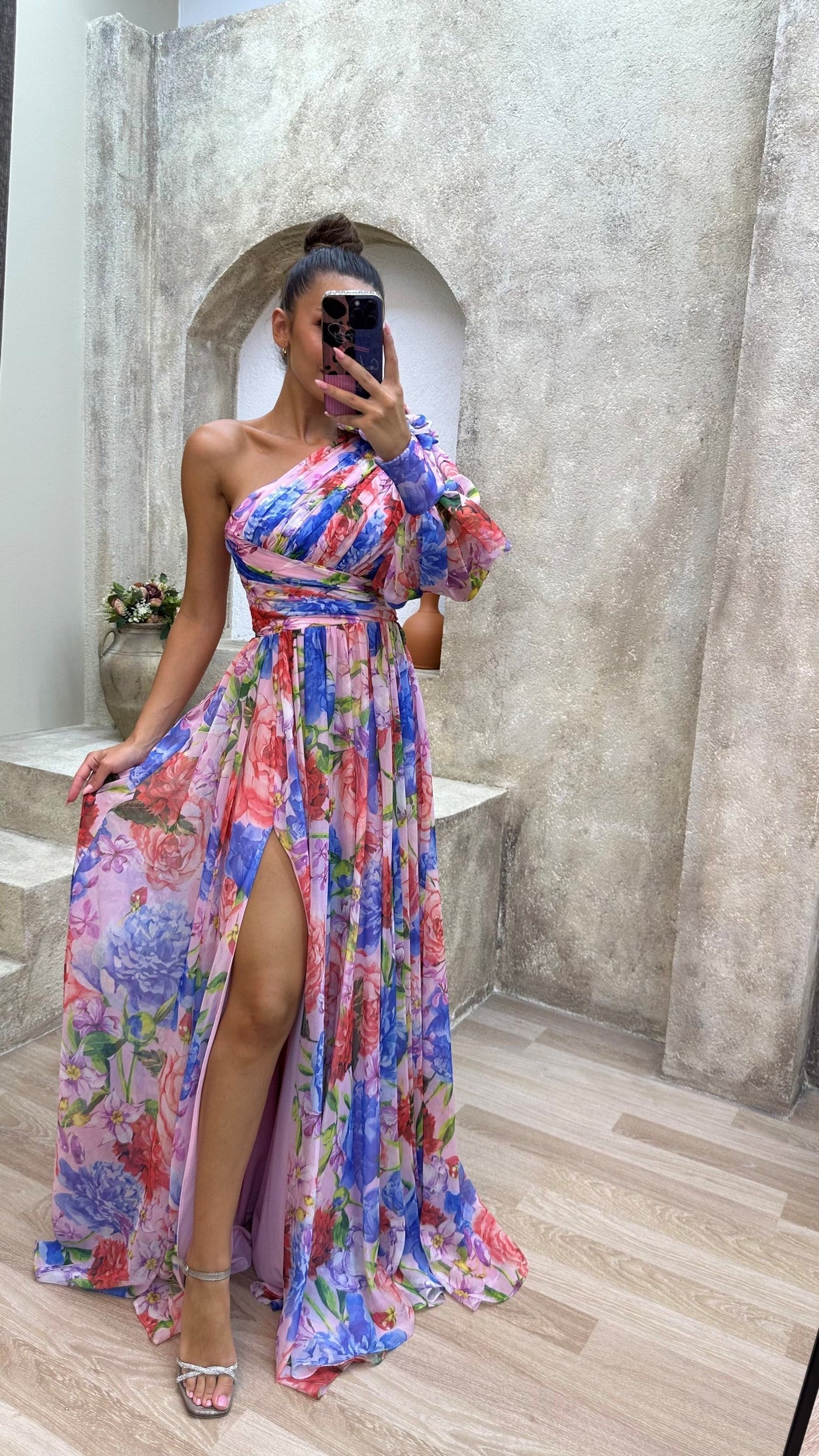 Lillian - Elegant Flowing Maxi Dress Timeless Elegance, Effortless Grace