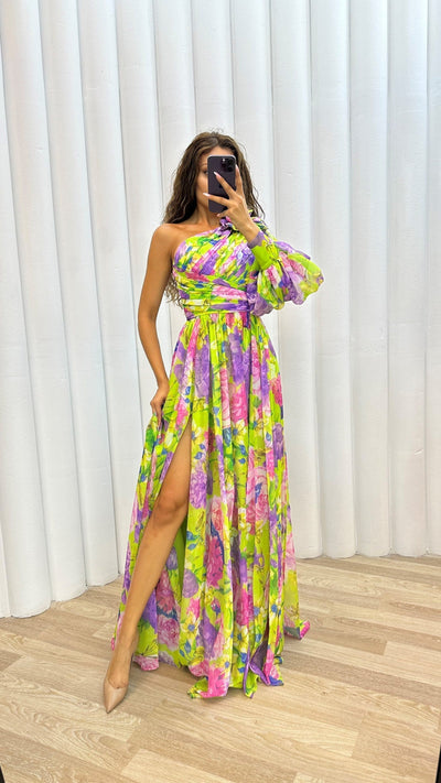 Lillian - Elegant Flowing Maxi Dress Timeless Elegance, Effortless Grace