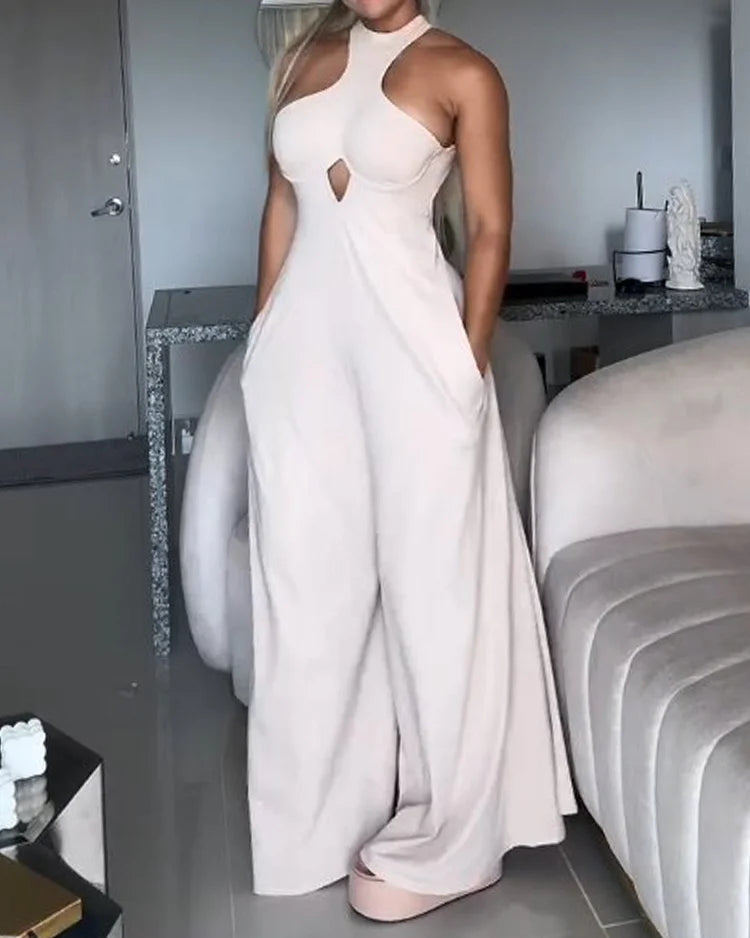 Sleeveless solid color loose jumpsuit