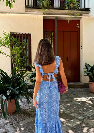 Ara – Graceful Ruffled Maxi Dress