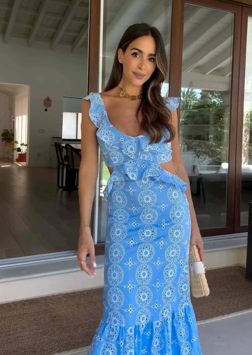 Ara – Graceful Ruffled Maxi Dress