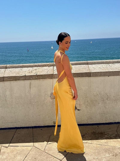 Vera - Sleek Backless Maxi Dress