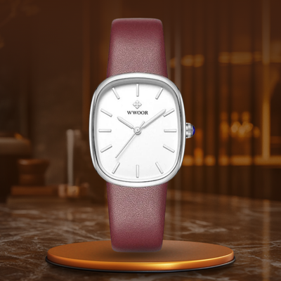 Fashionable quartz watch.