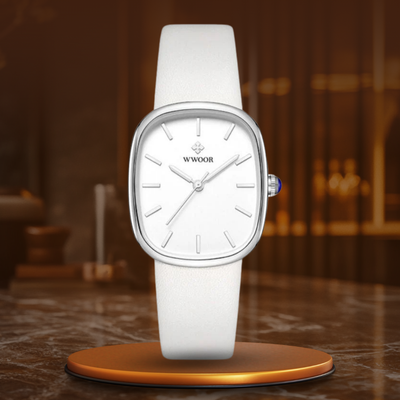 Fashionable quartz watch.