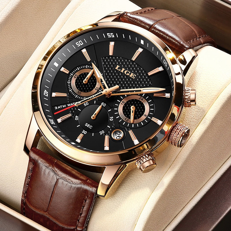 Fashionable leather military watch