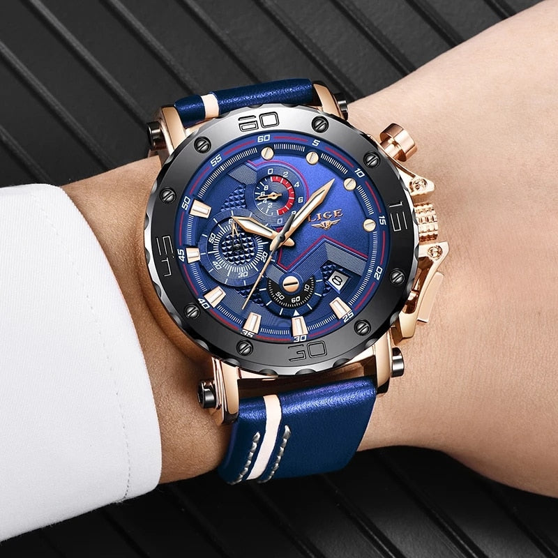 Luxurious stainless steel military watch with quartz movement