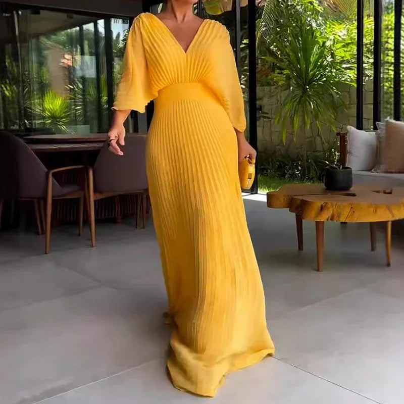 Caroline - Elegant Pleated Dress