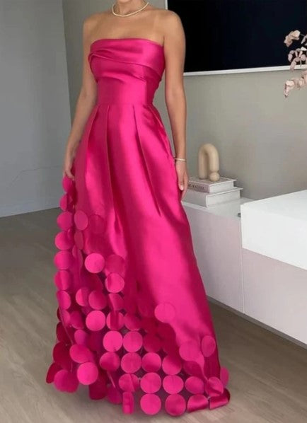 Sandra - Elegant Maxi Dress
