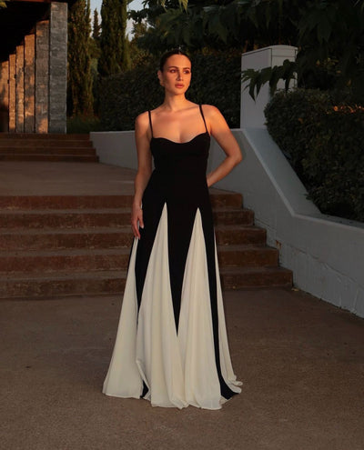 Elara - Flowing Maxi Dress