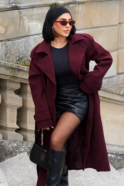 Julia / Burgundy Coat