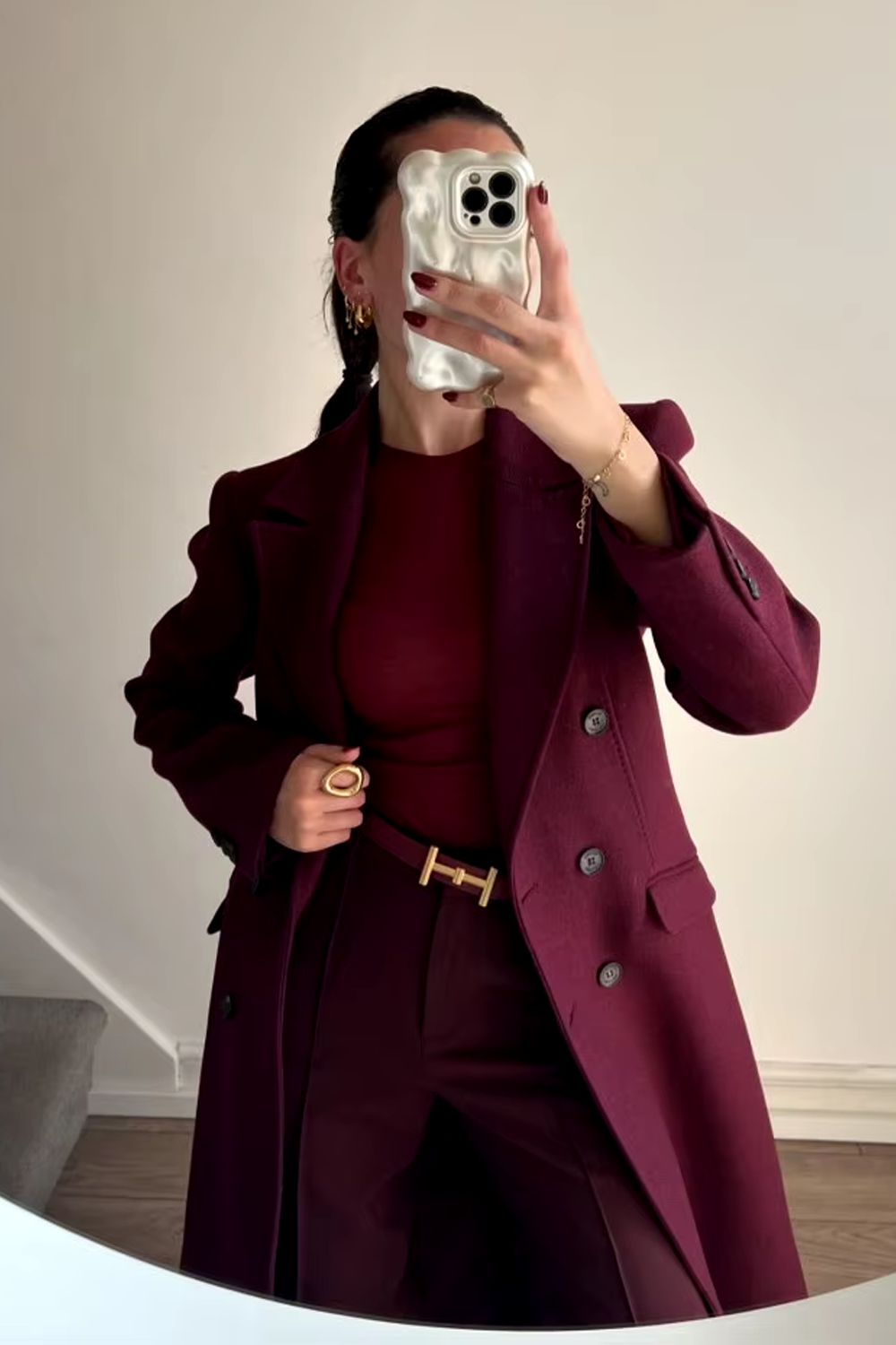 Julia / Burgundy Coat