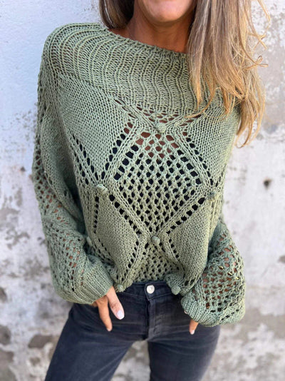 Eva – Knitted Sweater with a Round Neckline