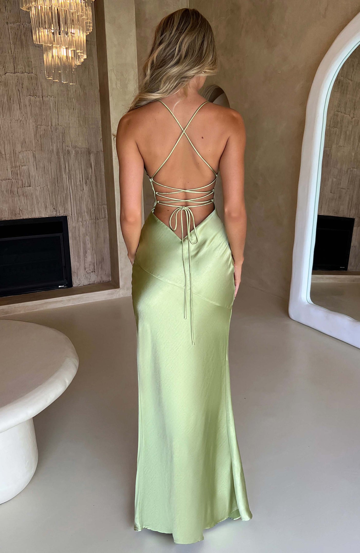 Lia - Luxe Backless Maxi Dress Refined Glamour with a Bold Edge