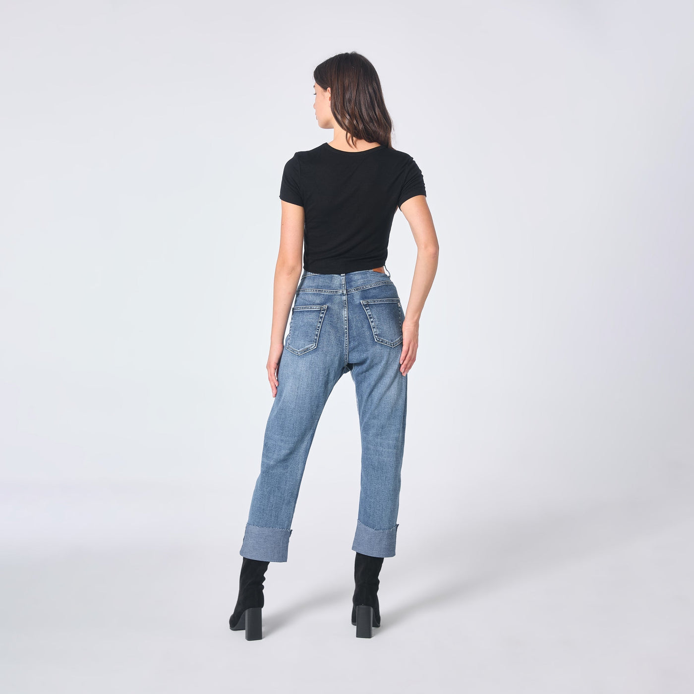 zunu™ | Loose Asymmetrical Closure Jeans