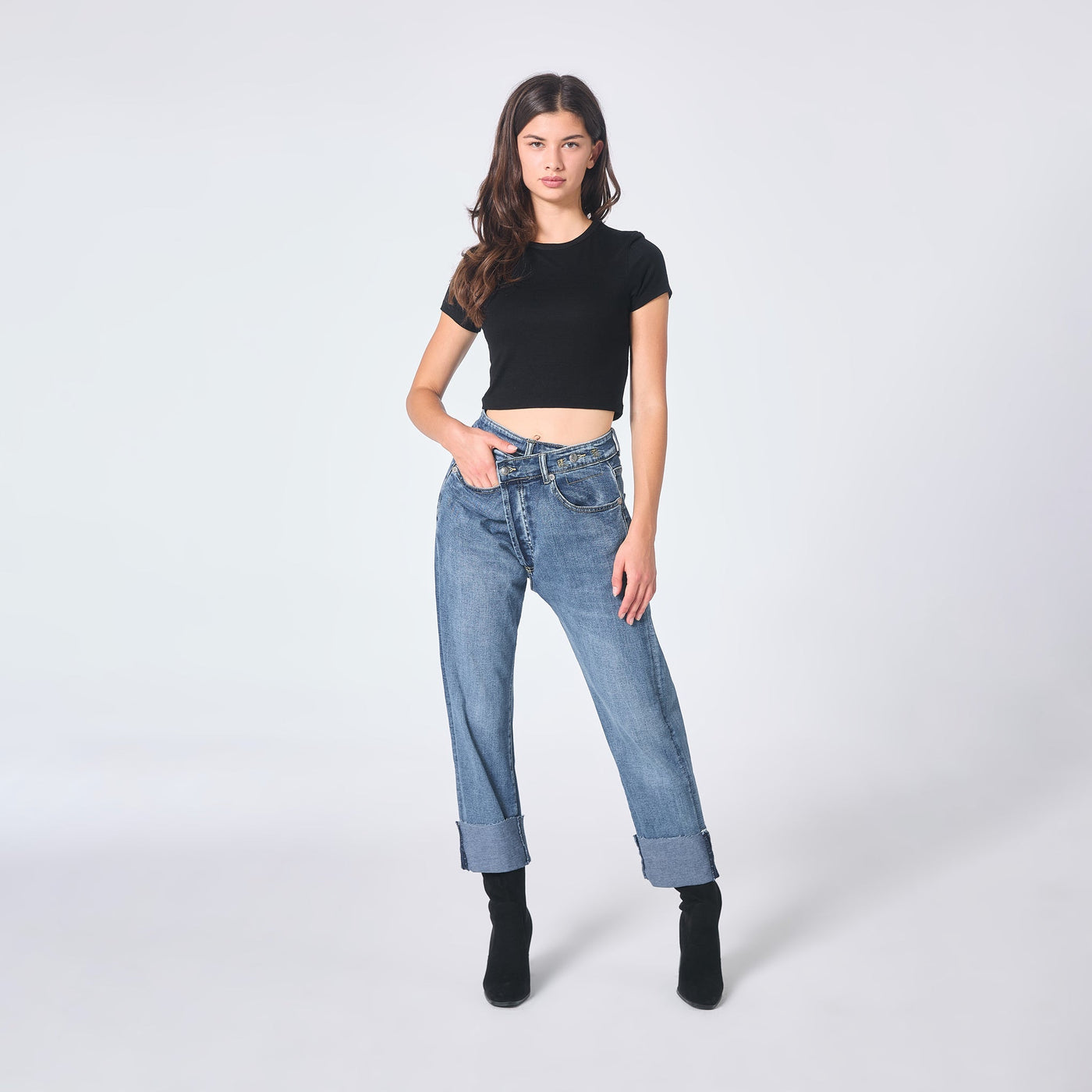 zunu™ | Loose Asymmetrical Closure Jeans