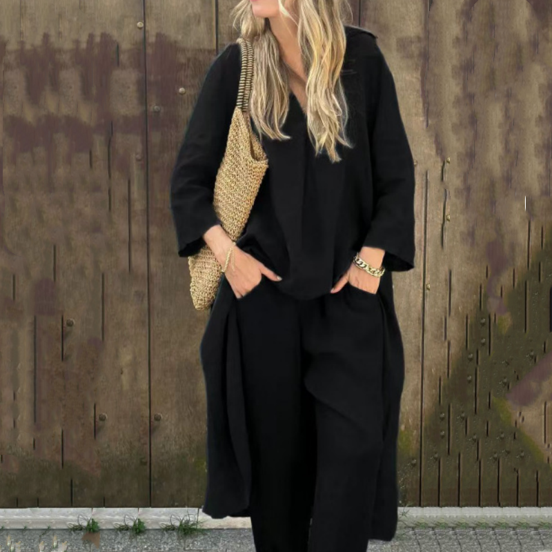 ABEERA | 2 PIECE SET WITH LOOSE POCKETS AND V NECK
